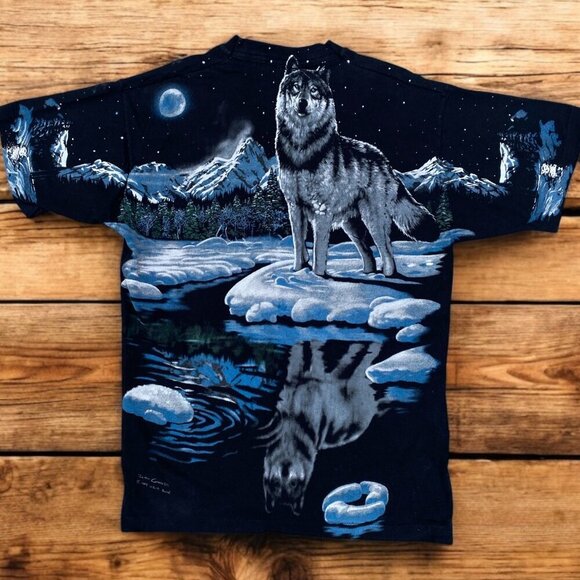 Vintage 1995 Liquid Blue T Shirt AOP Large John Connell Wolf Moon T Shirt AOP - Picture 1 of 10
